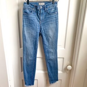 Madewell 10” High Rise Skinny Raw Hem Ankle Size 26
